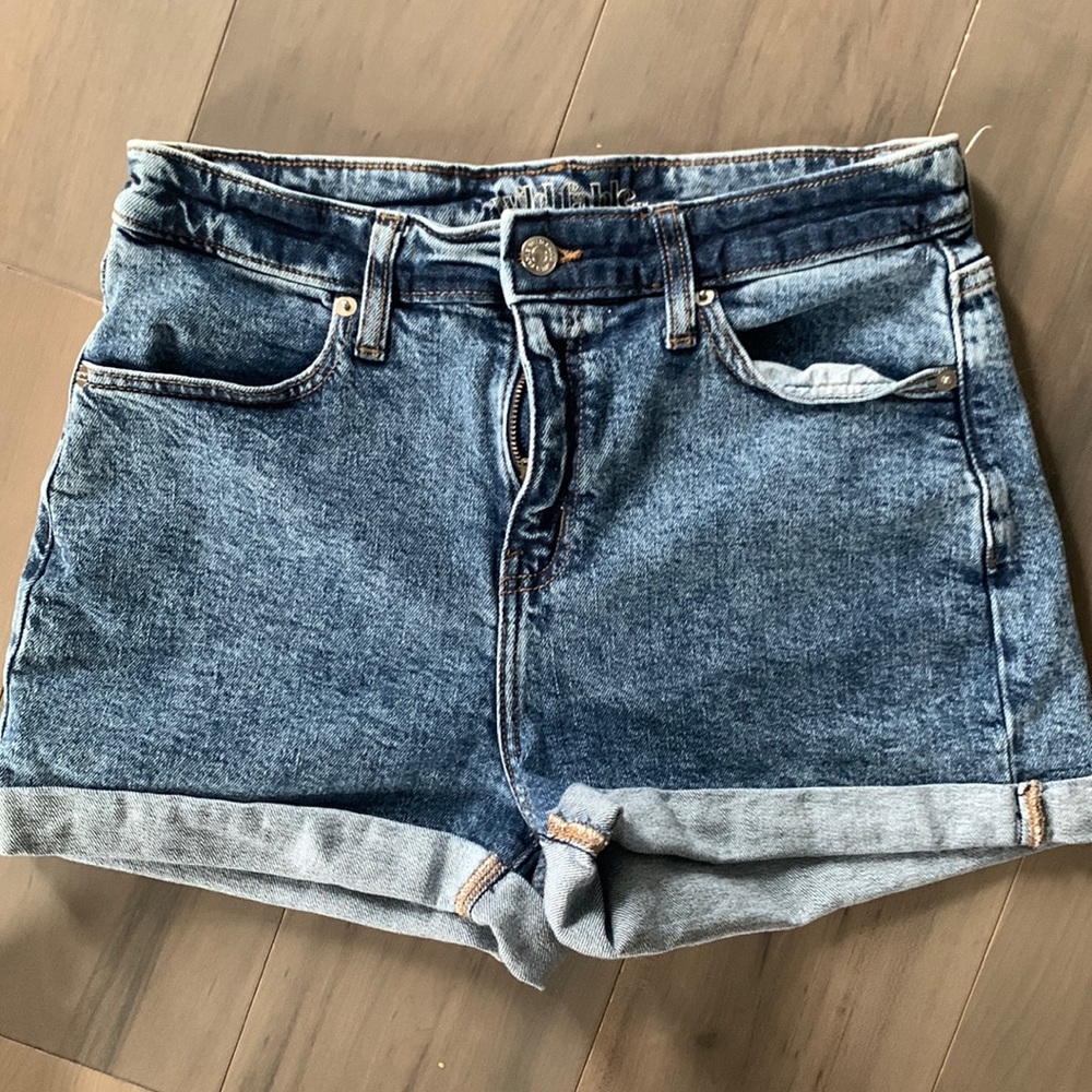 Worn once size 8/29R